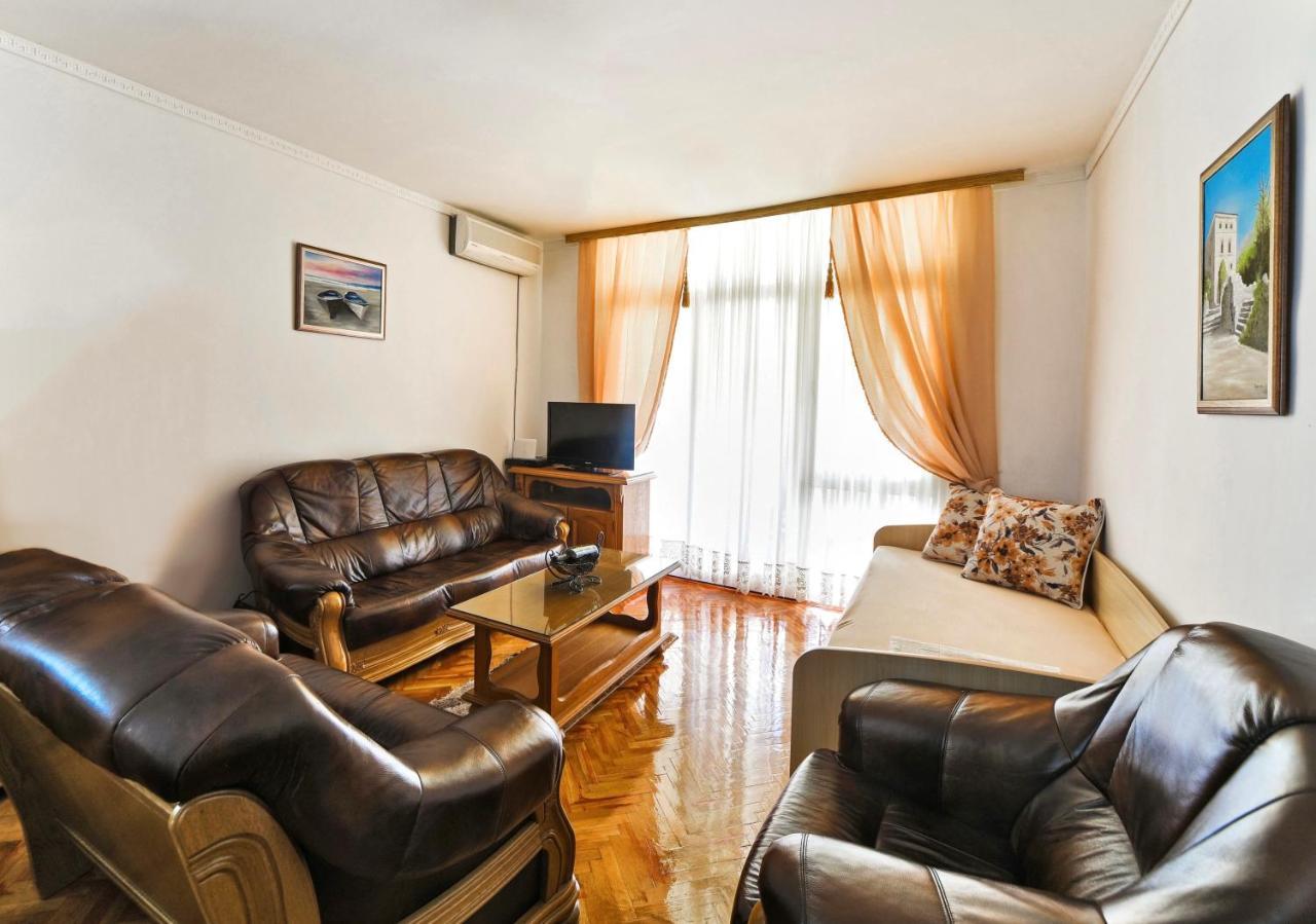 Apartment D-Moll Sutomore Extérieur photo